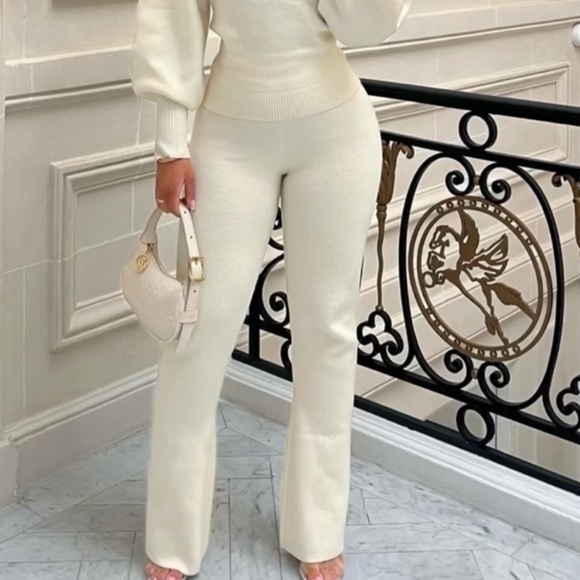 House of CB NEREIDA Ribbed Knit Flared Leg High Rise Trousers Pants - Picture 1 of 5